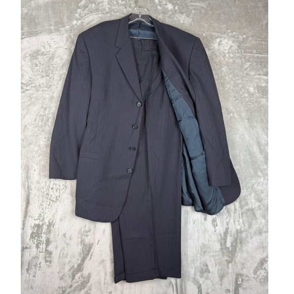 Daniel Hechter Men 44R Navy Blue Pinstripe 100% Worsted Wool 4-Button Suit 38x26